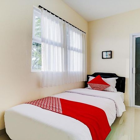 יוגיאקרטה Super Oyo 90778 River Inn Malioboro מראה חיצוני תמונה